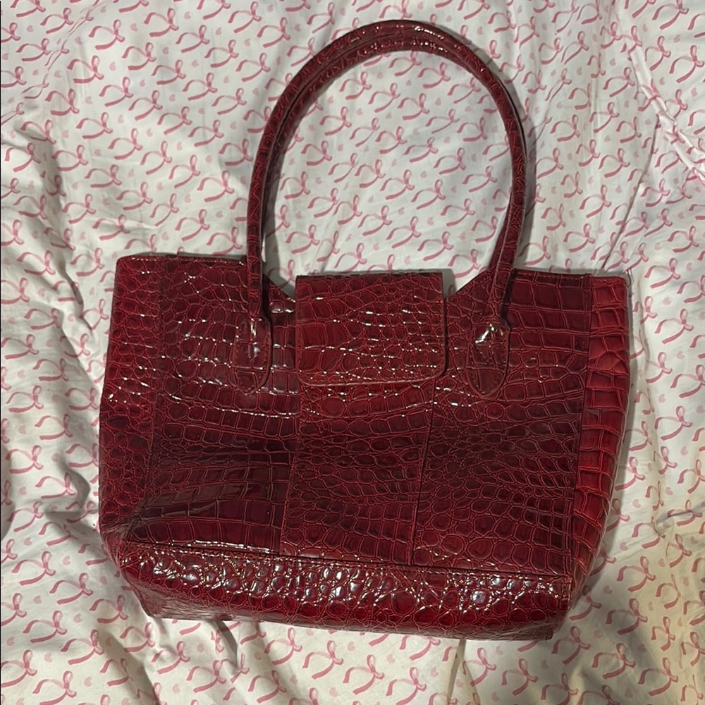 Elegant Red Crocodile-Embossed Tote Bag